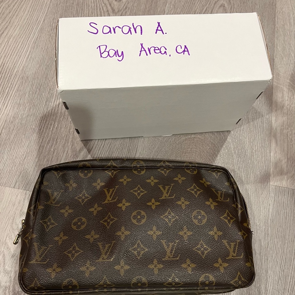 AUTHENTIC used Louis Vuitton toiletry bag